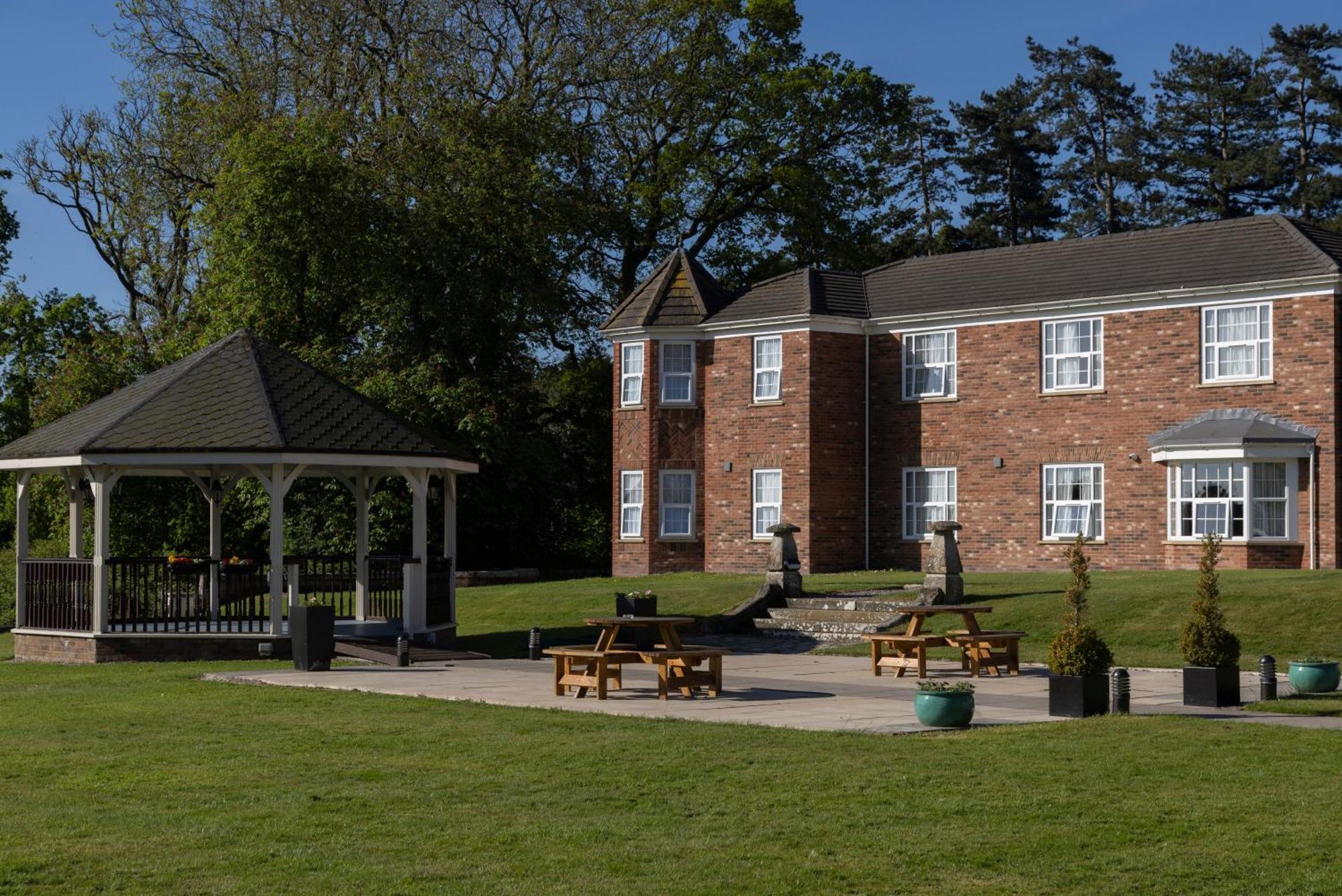 Western Kenwick Park Hotel 3*